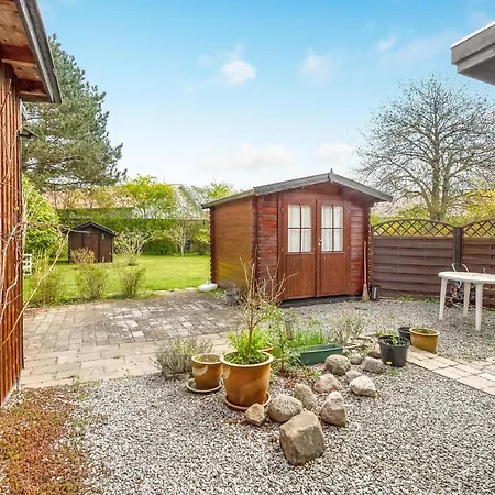 2 Bedroom Amazing In Ferienhaus *